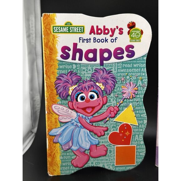 Abby's First Book of Rhymes Shapes Board Books Sesame Street Out Of Print 2014 - Picture 5 of 16